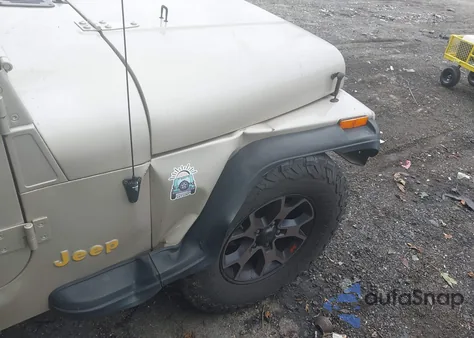 1995 Jeep Wrangler / Yj S/Rio Grande from USA, damaged, VIN 1J4FY19P6SP226329
